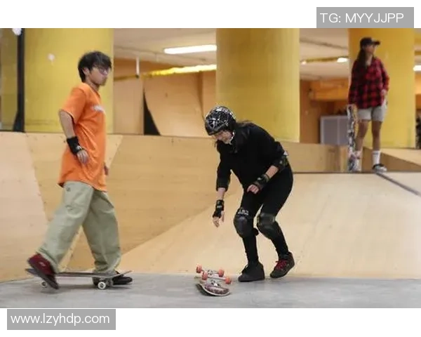 李磊畅谈滑板人生:从初学者到行业先锋的成长之路 李磊畅谈滑板人生:从初学者到行业先锋的成长之路